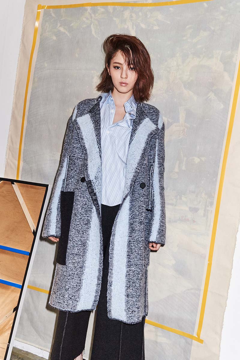 Chic oversize coat