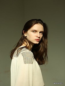 SPACE CABLE FRIL BLOUSE