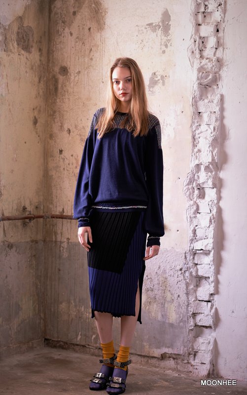 SPACE CABLE FRIL BLOUSE