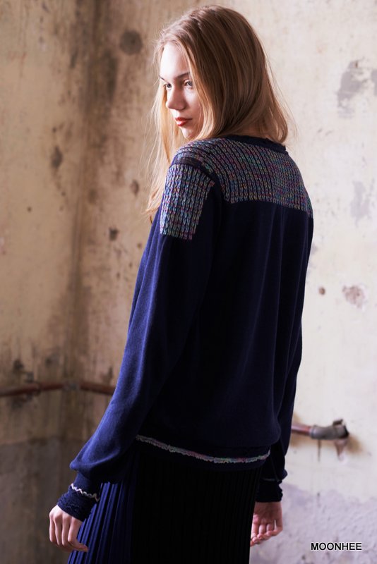 SPACE CABLE FRIL BLOUSE