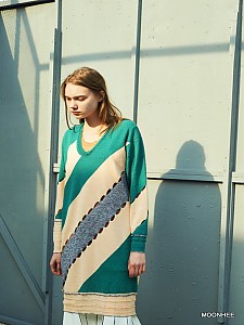 COLOR MATCHING INTARSIA PULLOVER (BEIGE)
