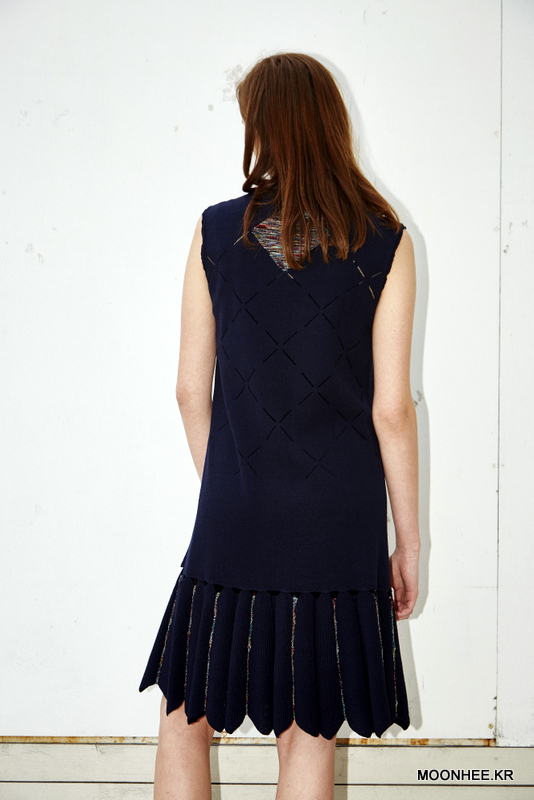 MULTI ARGYLE SLEEVELESS DRESS (NAVY)