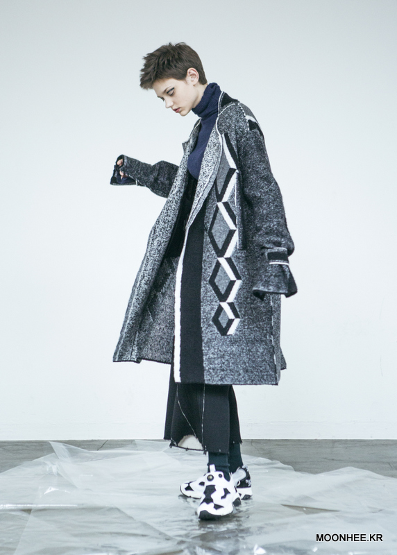 Diamond Jacquard Coat [BLACK]