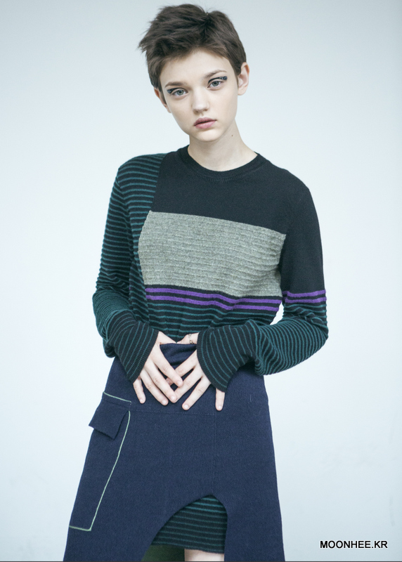 Lettering Destroyed Skirt [NAVY]