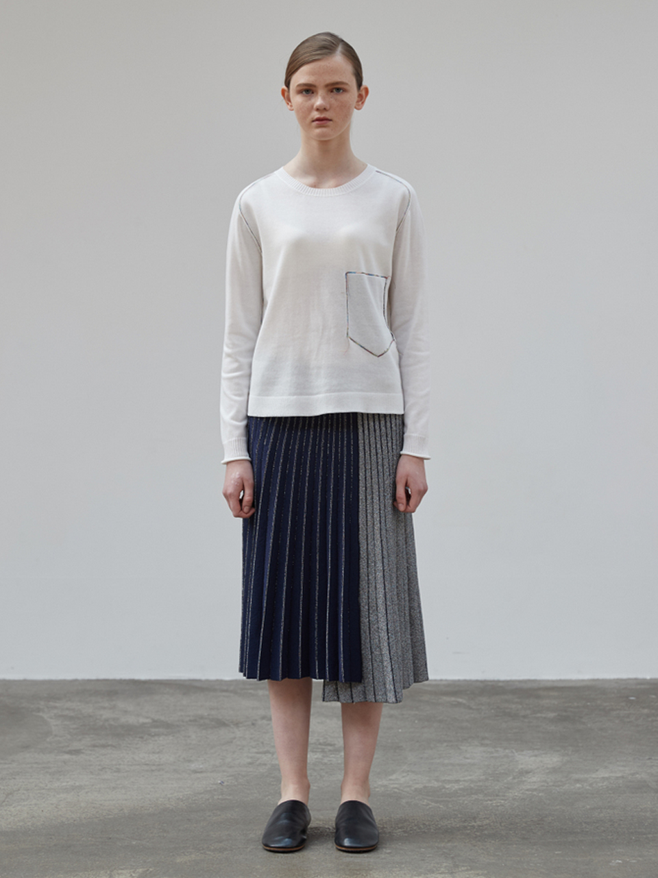 Accordion Metallic Skirt [NAVY] 기획상품