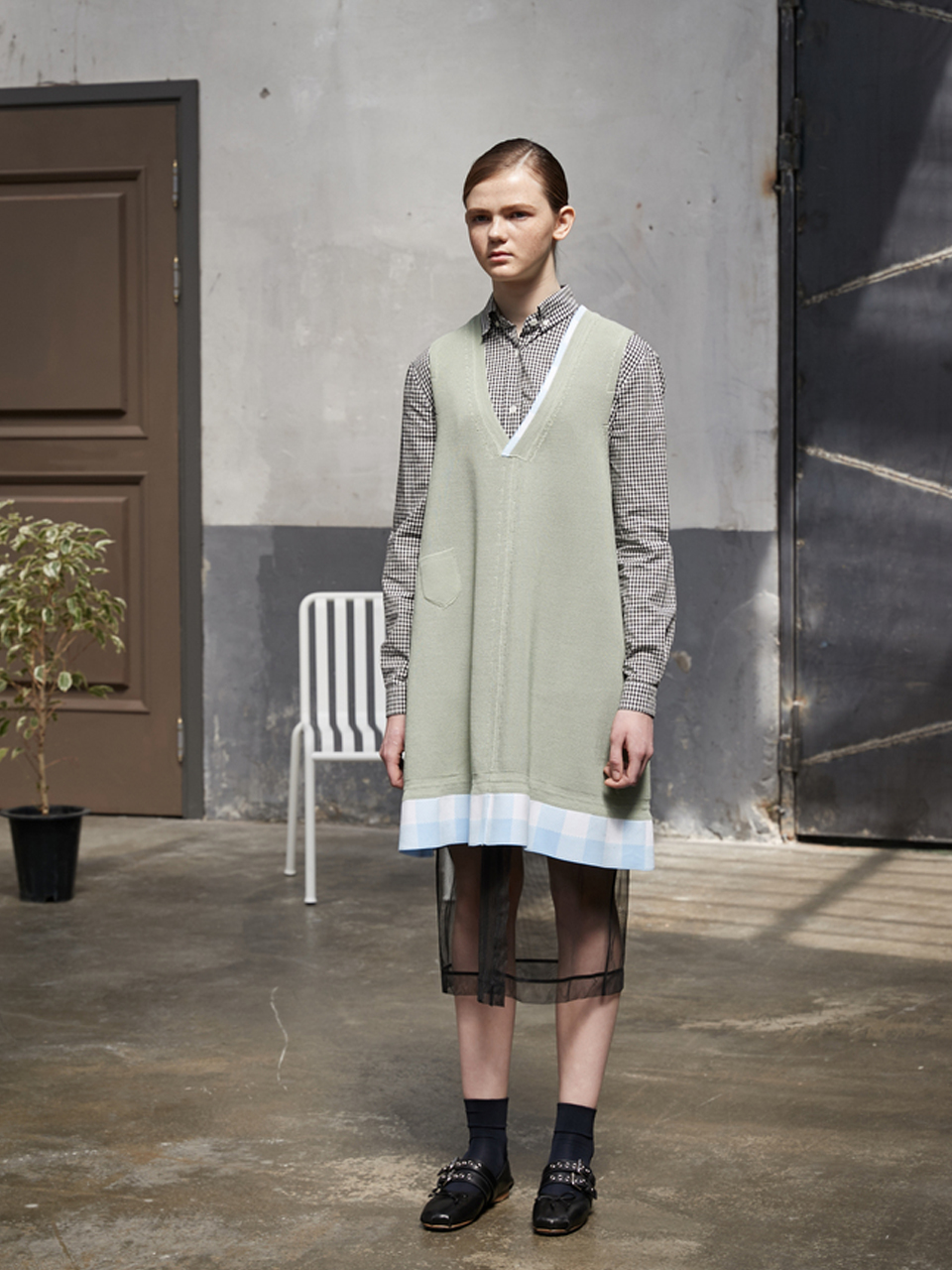 Block Check V-Neck Frill Dress [L/GREEN]