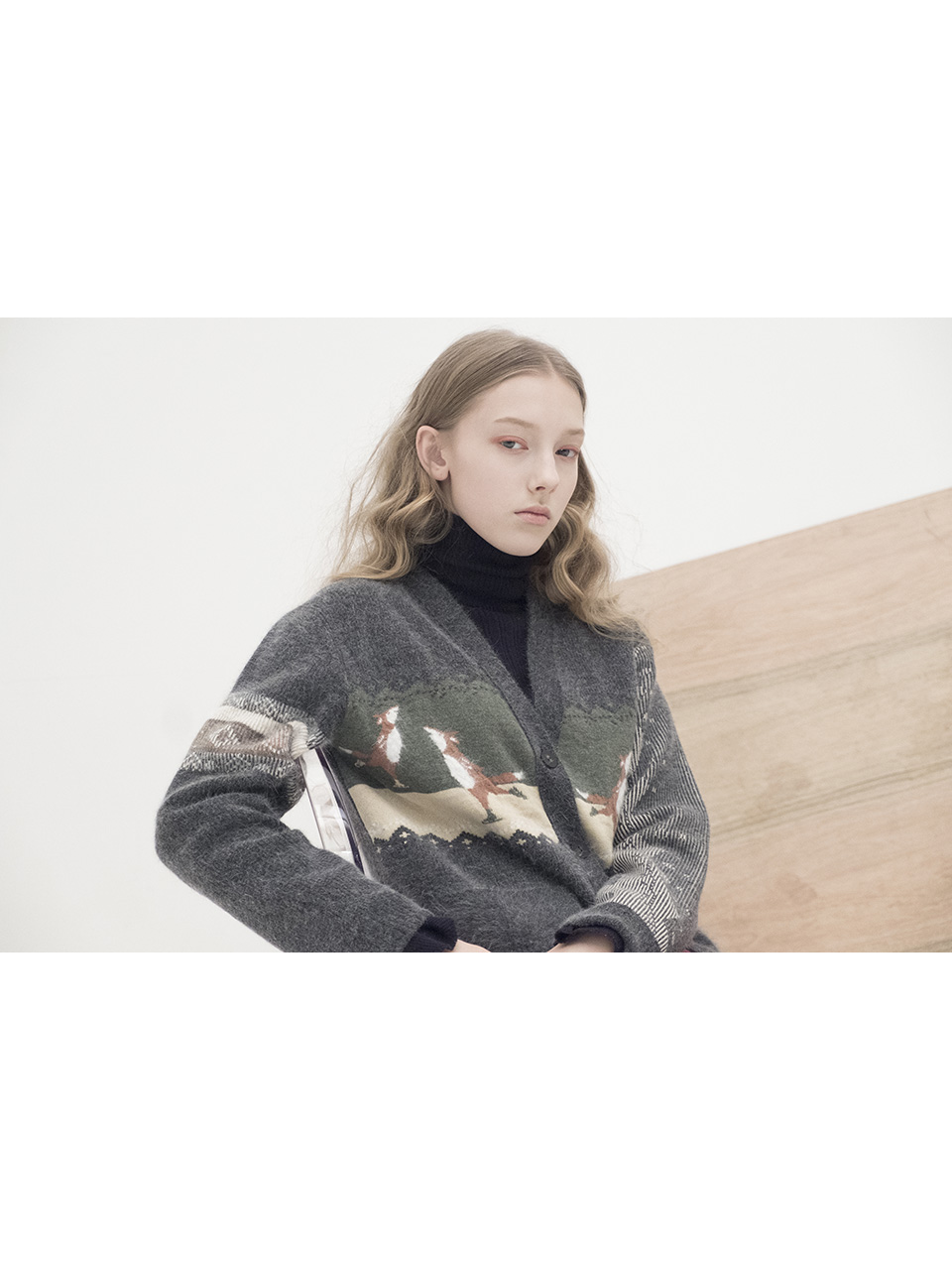 M7WC03A [Skating Fox Angora Cardigan] GREY