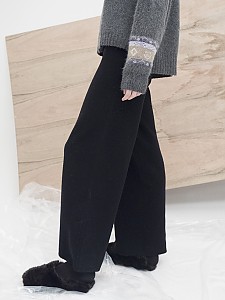 M7WP01A [Seamless Knit Trousers] 무봉제  BLACK