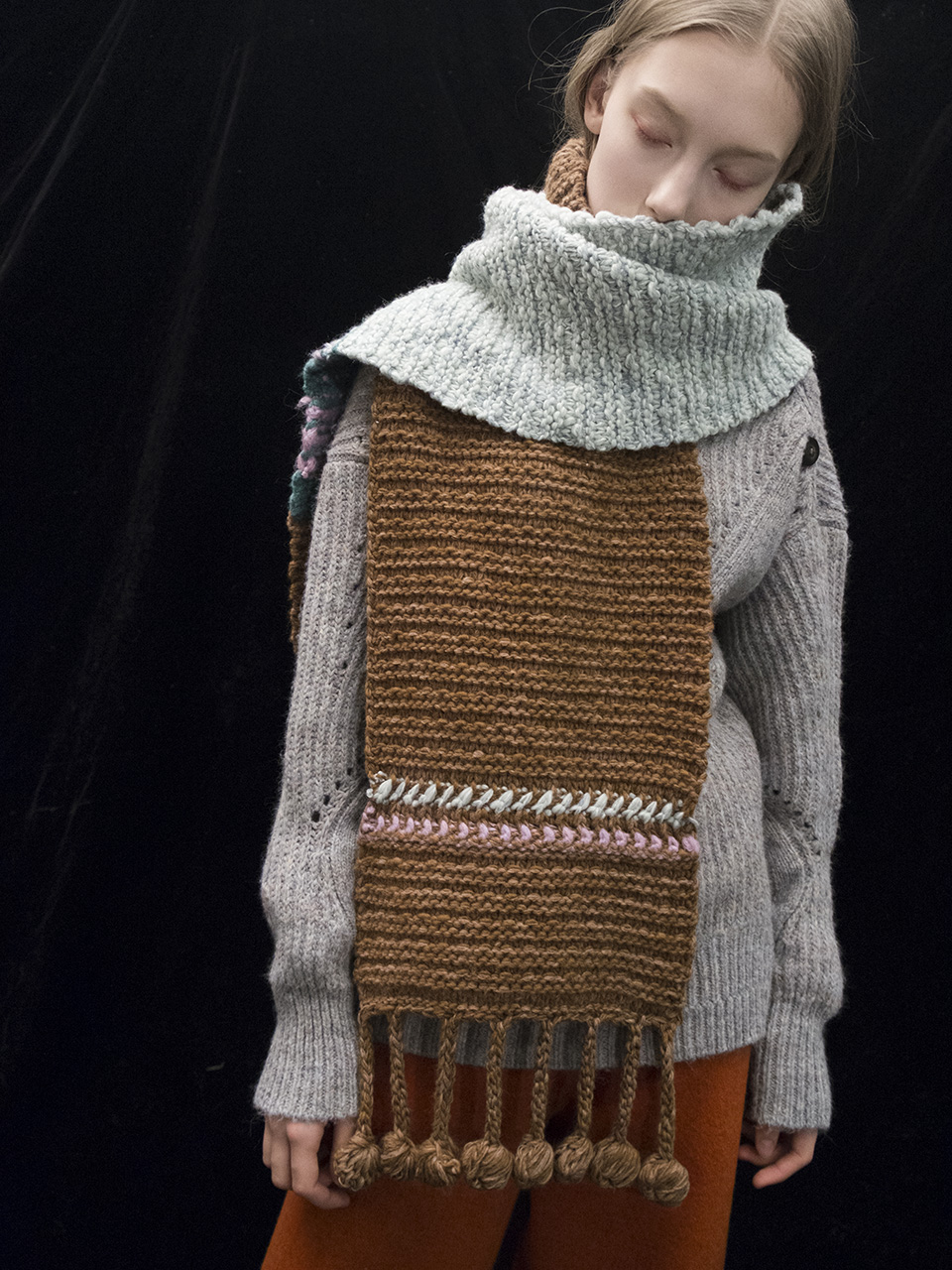 M7WM01A [ Stripe multi color muffler] BROWN