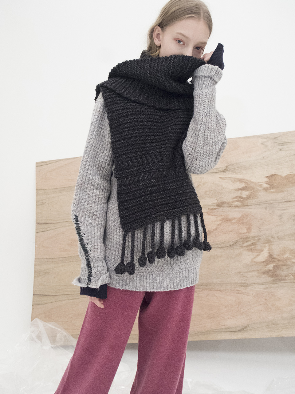 M7WM02A [ Stripe multi color muffler] DARK GREY