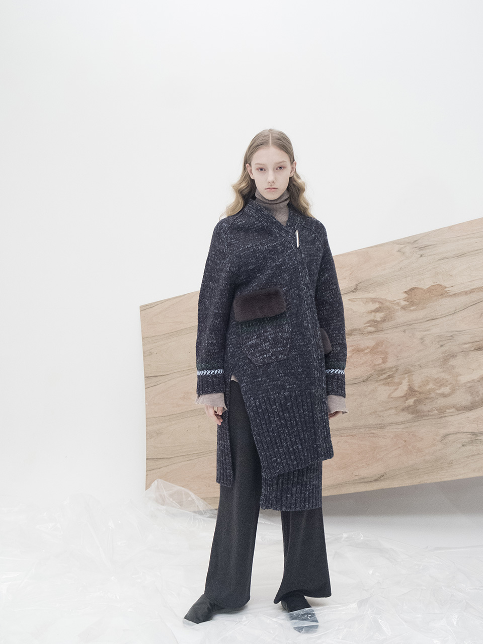 M7WO02A [Multi-Color Blended Bulky Cardigan] DARK NAVY