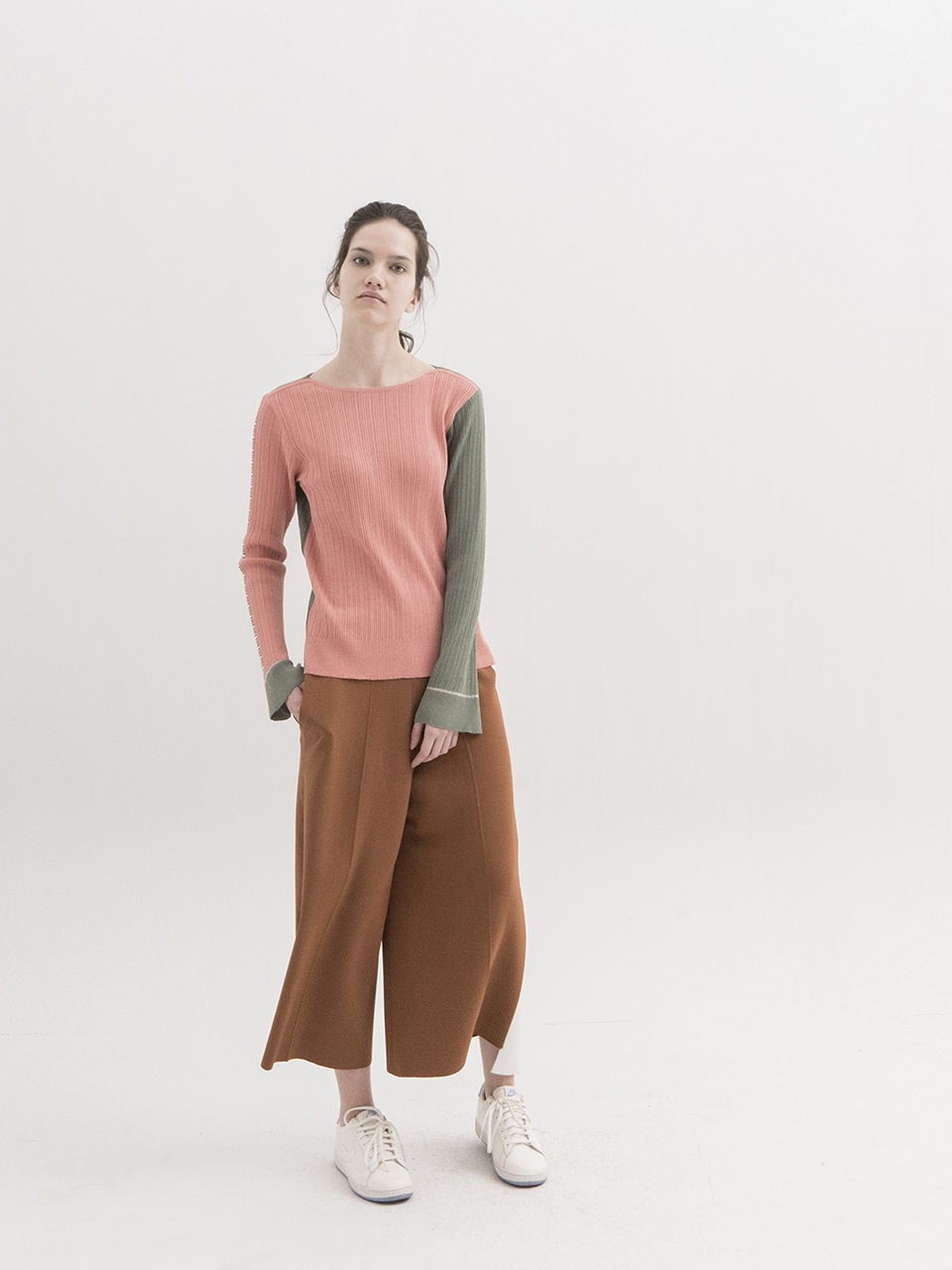 Color-Block Ribbed Pullover