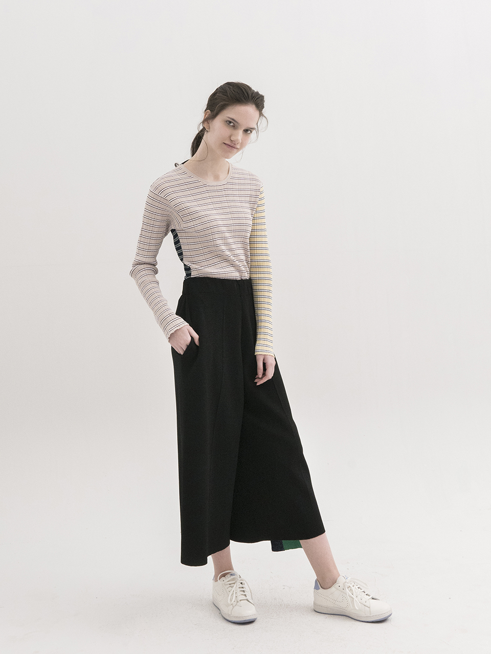 Side-Stripe Knit Wide Pants