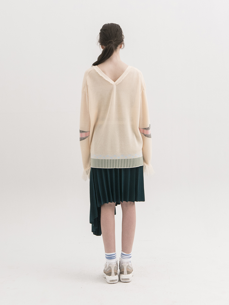 Jacquard with Tassel V-neck Cardigan