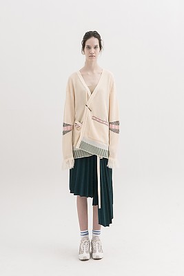 Jacquard with Tassel V-neck Cardigan