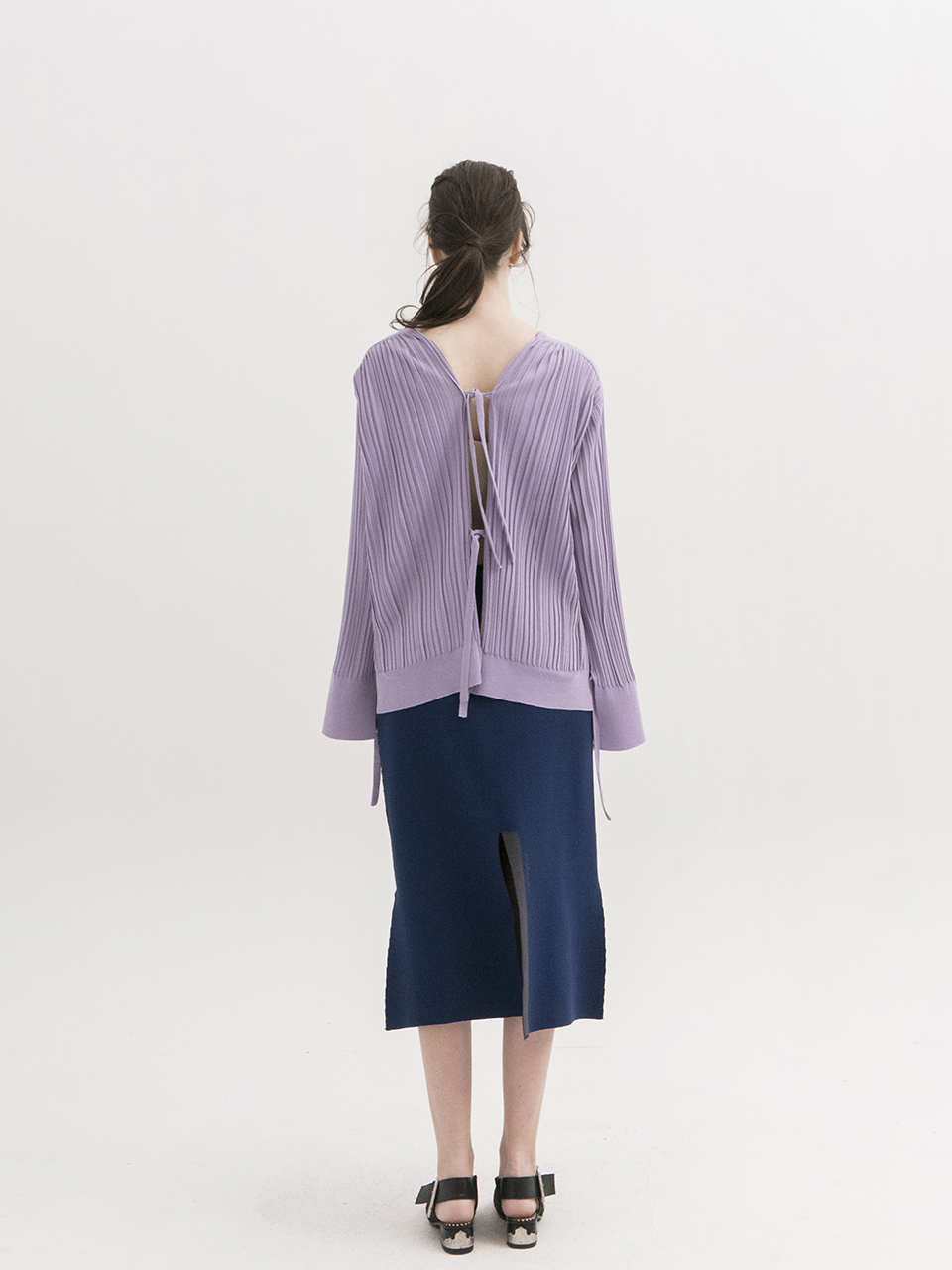 Pleated V-neck Cardigan