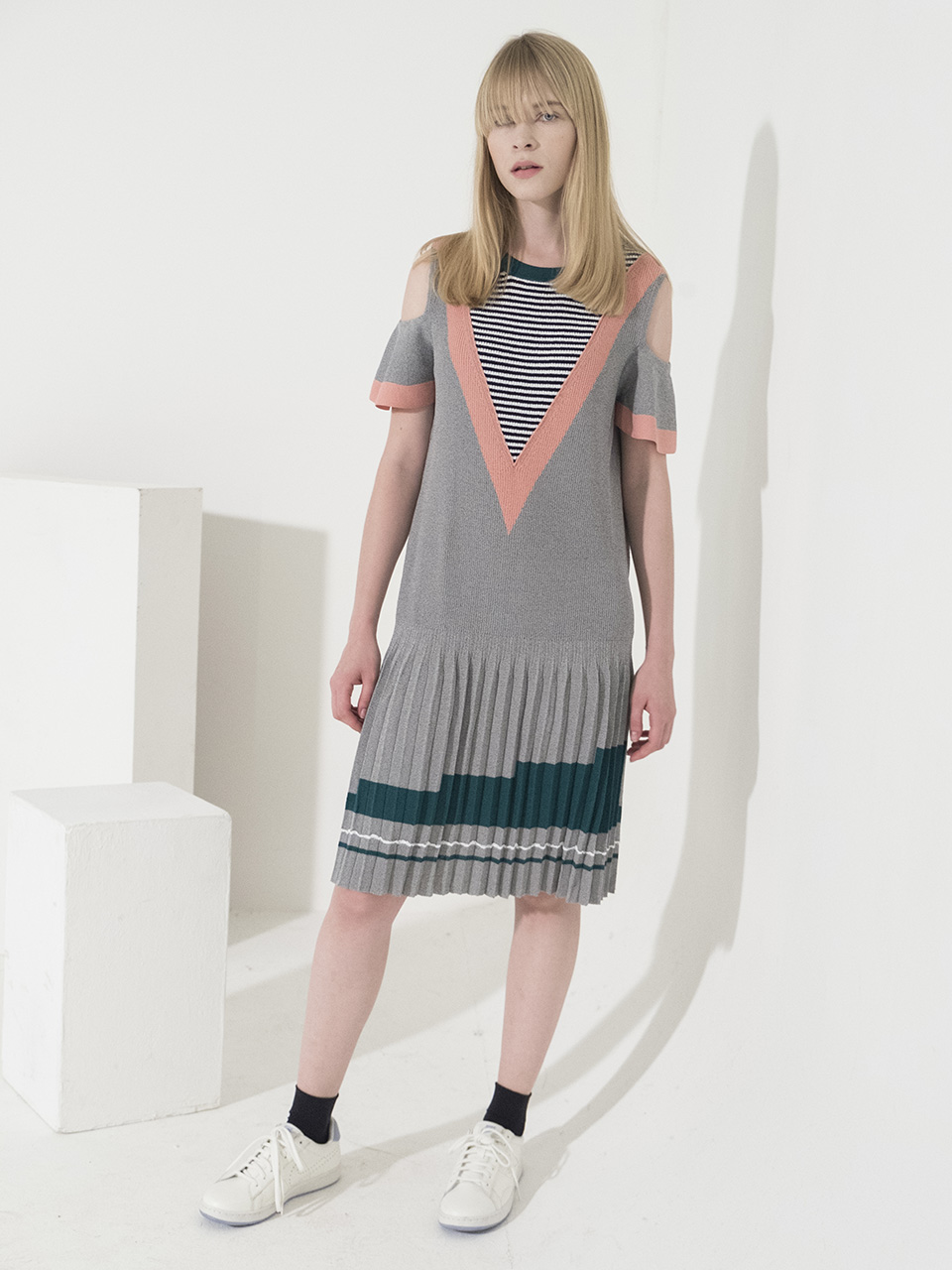 Open Shoulder Stripe Knit Dress