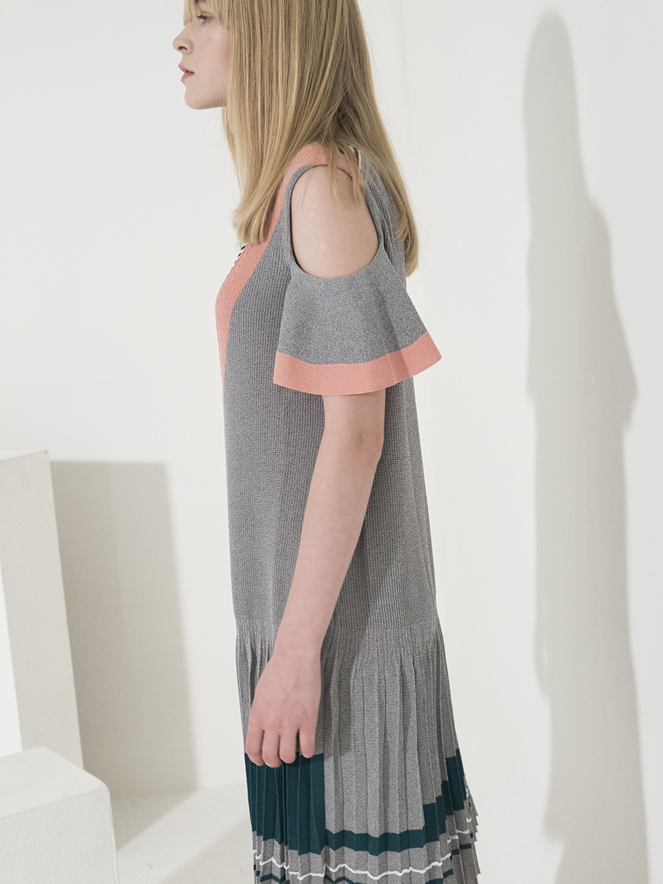 Open Shoulder Stripe Knit Dress