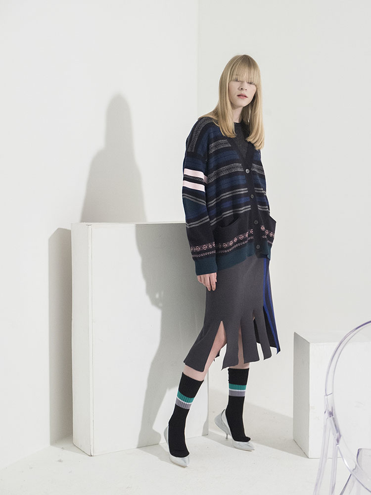 Multi-Colored Stripe Jacquard Cardigan - D/NAVY