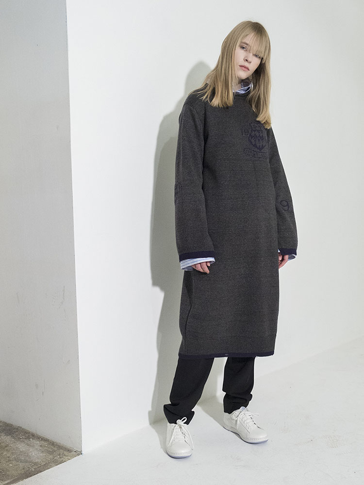 Jacquard-Point Oversized Long Dress -GRAY