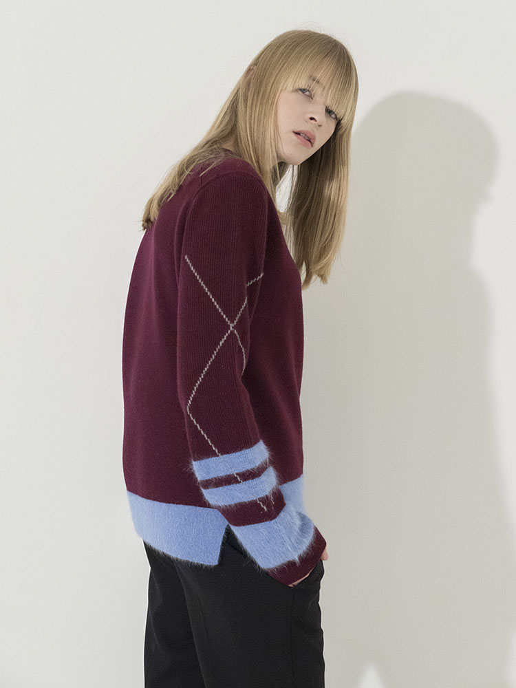 Sleeve Angora Point Round-Neck Pullover - WINE