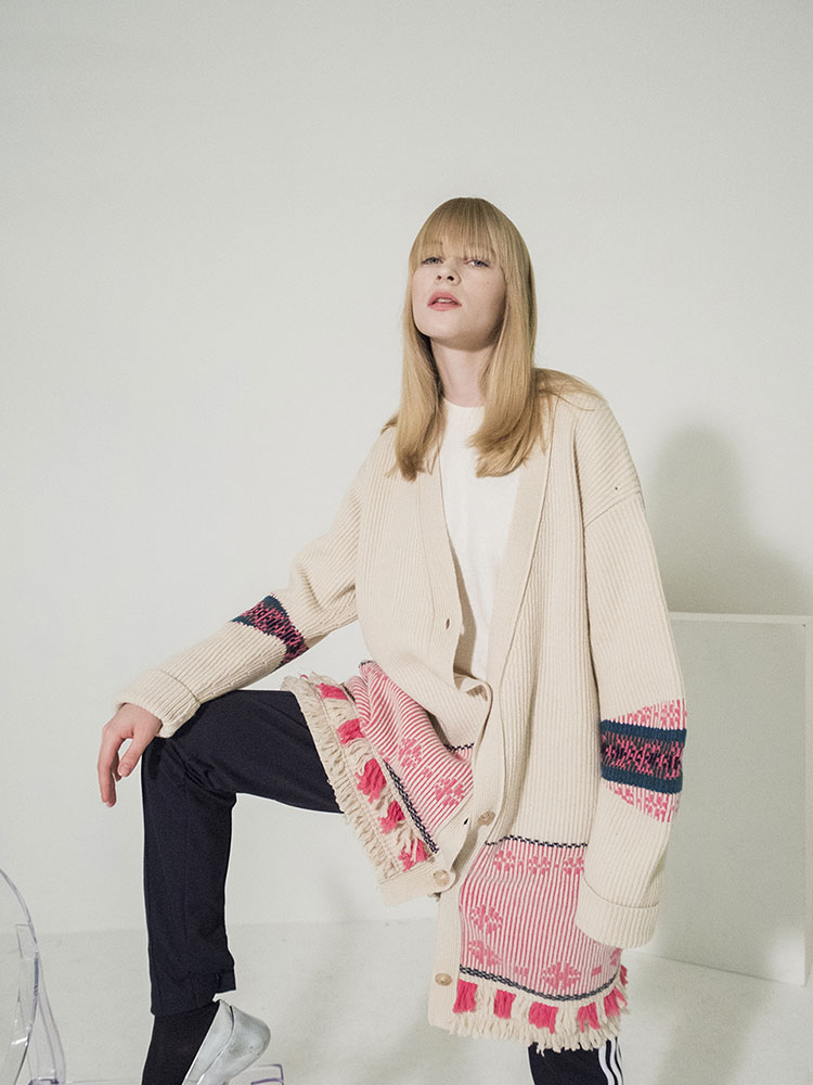 Flower Motif Jacquard Ribbed Cardigan - IVORY