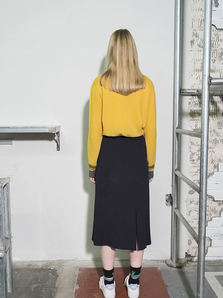 Vertical Stripes Intarsia Knit Skirt -D/NAVY