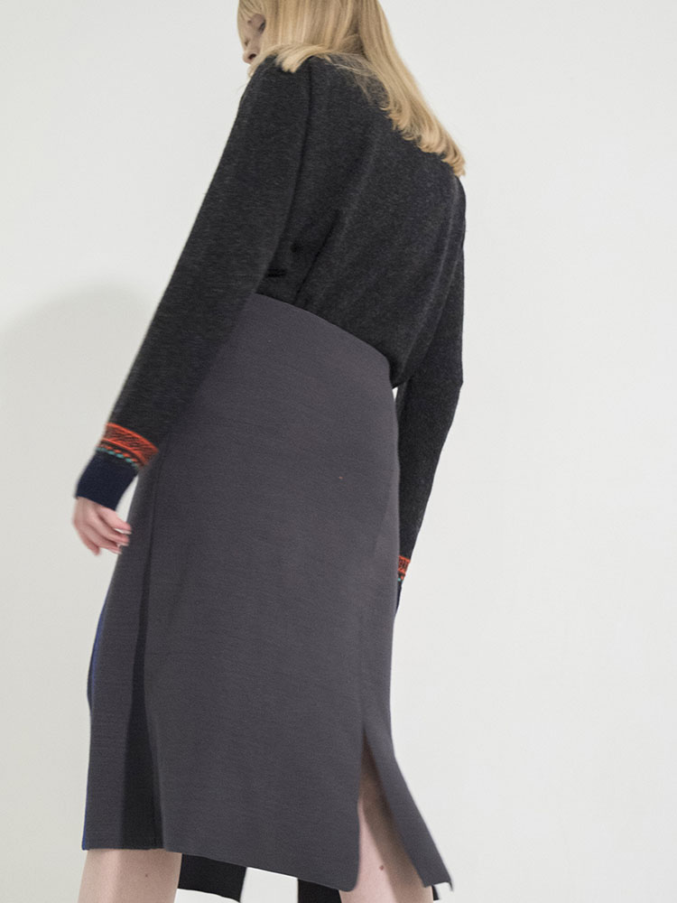 Vertical Stripes Intarsia Knit Skirt -D/GRAY